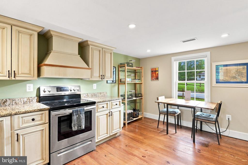 34141 SNICKERSVILLE TURNPIKE