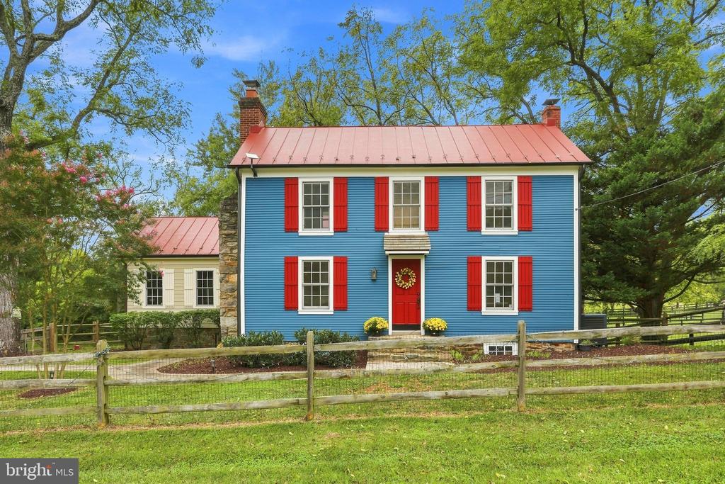 34141 SNICKERSVILLE TURNPIKE