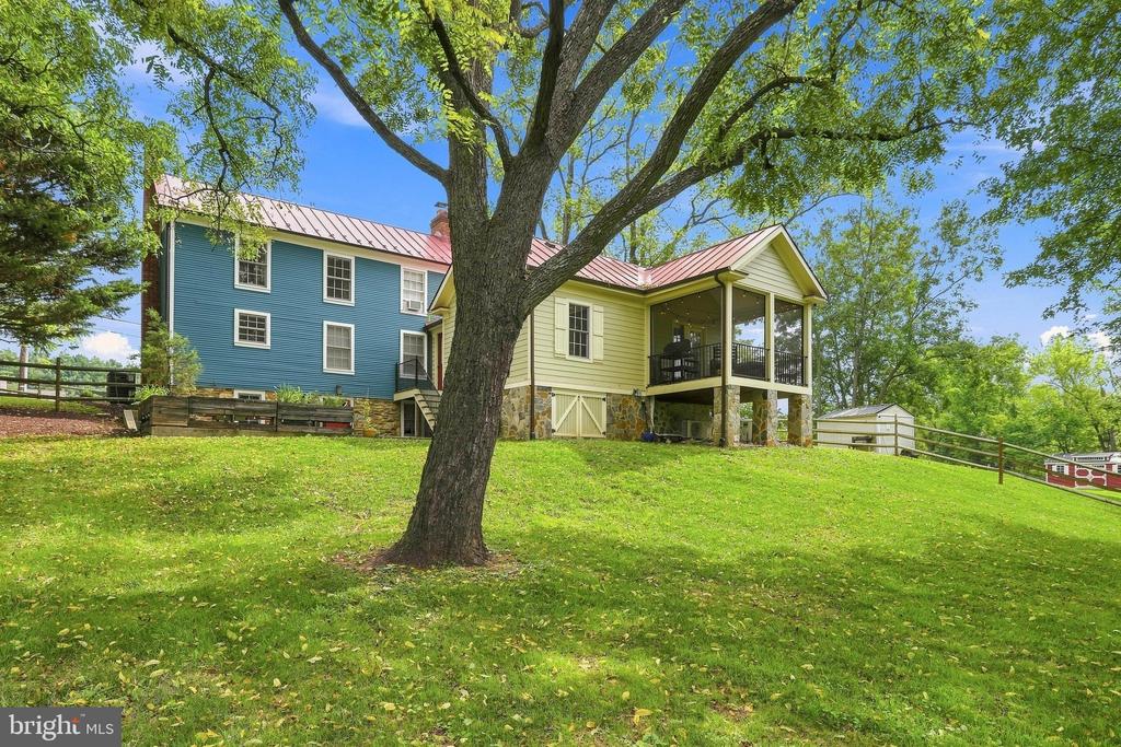 34141 SNICKERSVILLE TURNPIKE