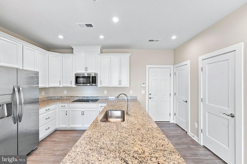 114 PETITE SIRAH TERRACE SE