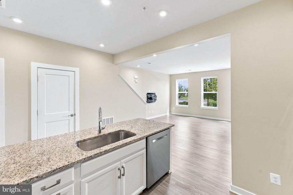 114 PETITE SIRAH TERRACE SE