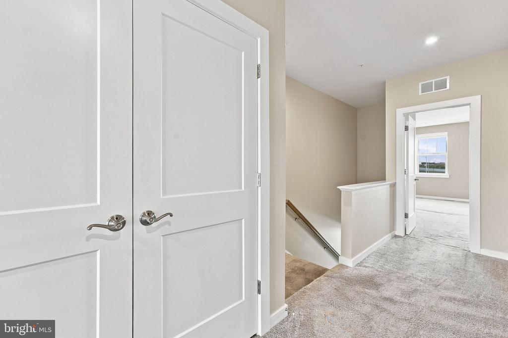 114 PETITE SIRAH TERRACE SE