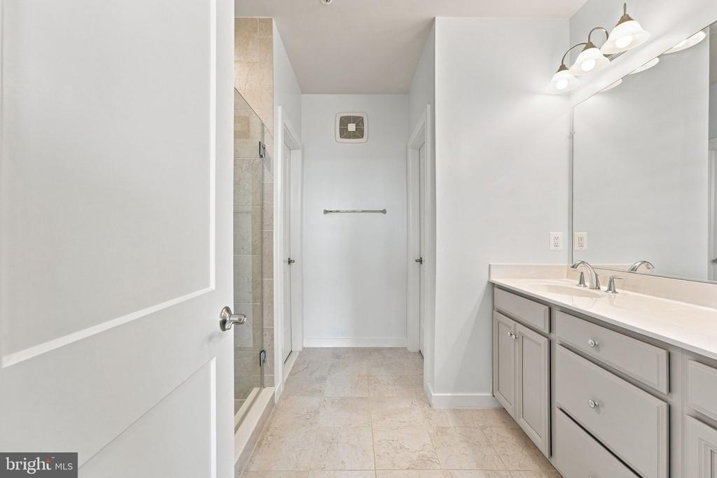 114 PETITE SIRAH TERRACE SE