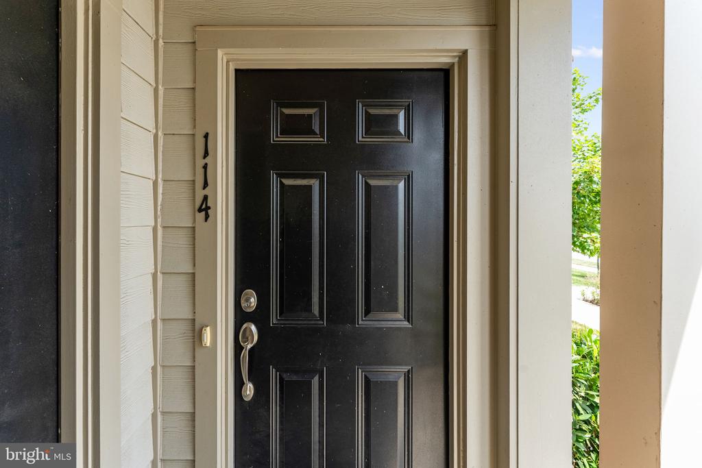 114 PETITE SIRAH TERRACE SE