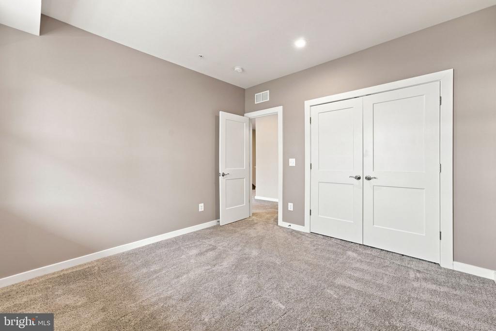 114 PETITE SIRAH TERRACE SE