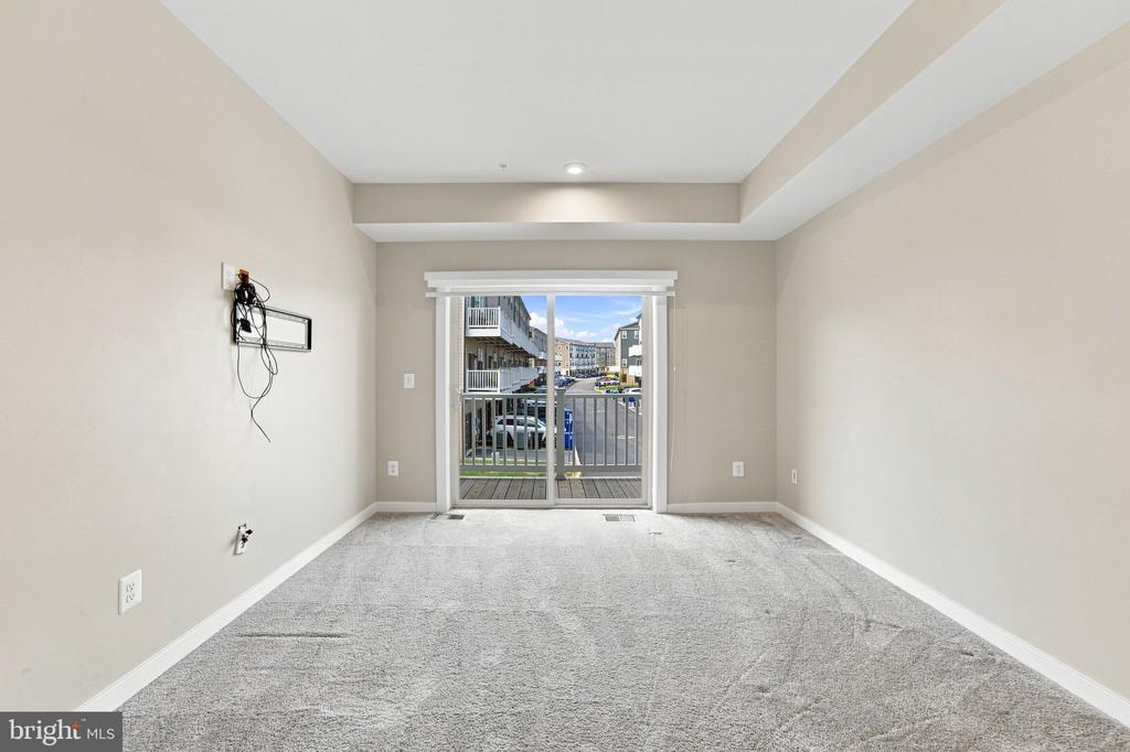114 PETITE SIRAH TERRACE SE