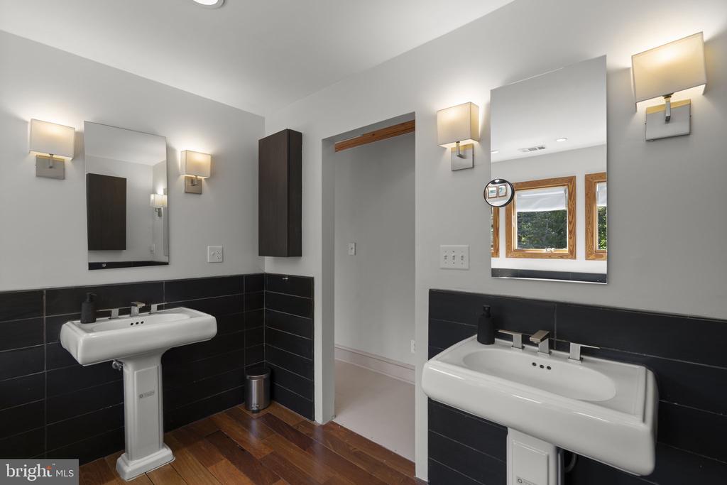 140 S 29TH STREET