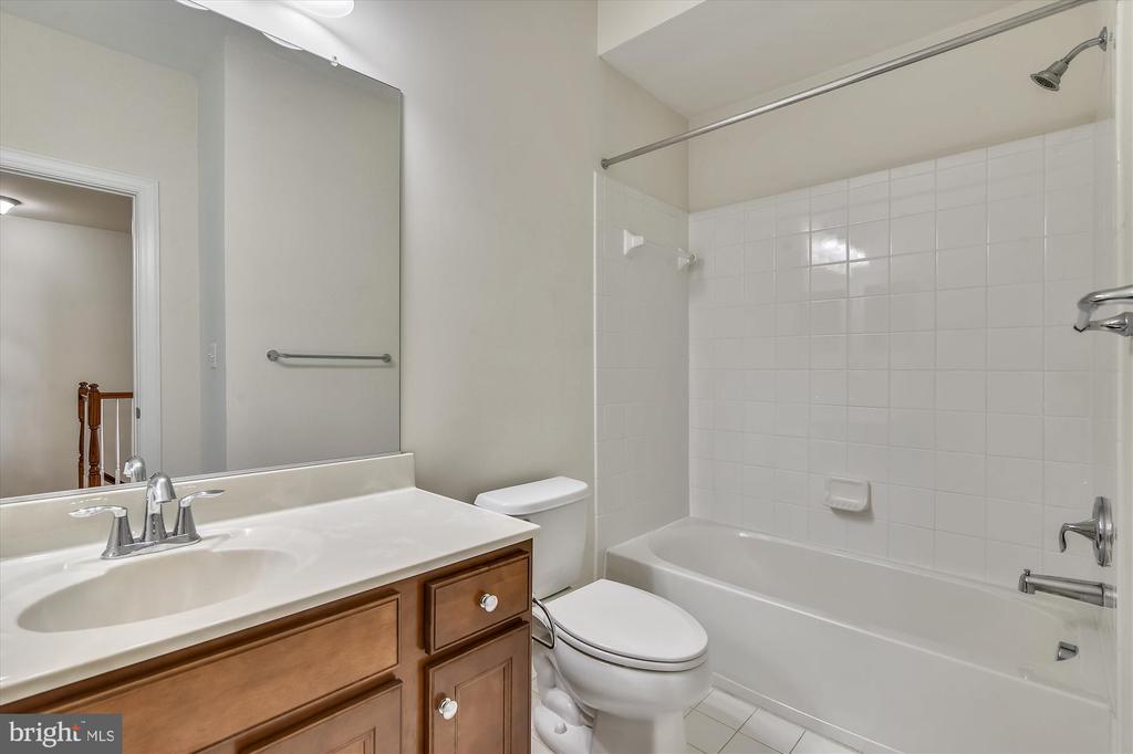 25202 PRAIRIE FIRE SQUARE