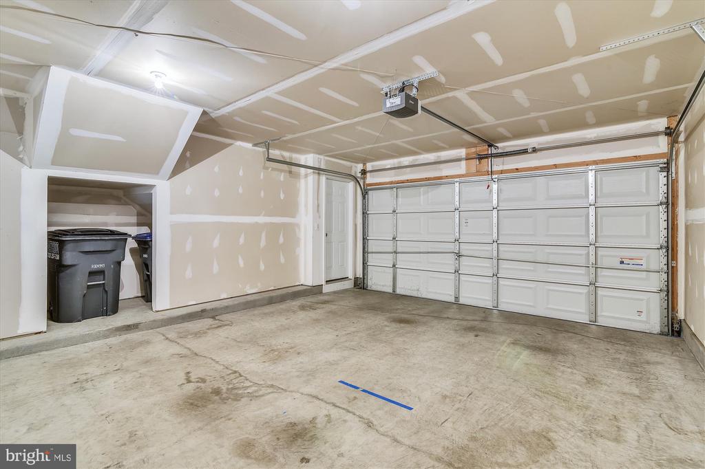 25202 PRAIRIE FIRE SQUARE