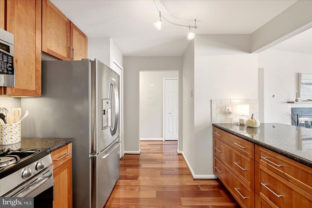 44118 NATALIE TERRACE Unit: 302