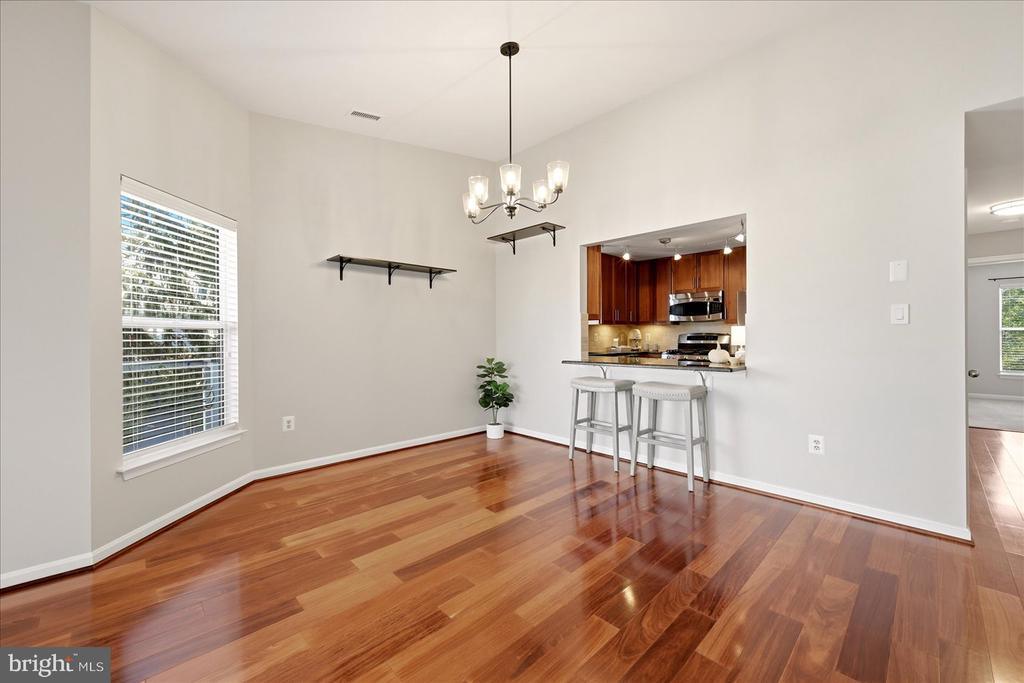 44118 NATALIE TERRACE Unit: 302