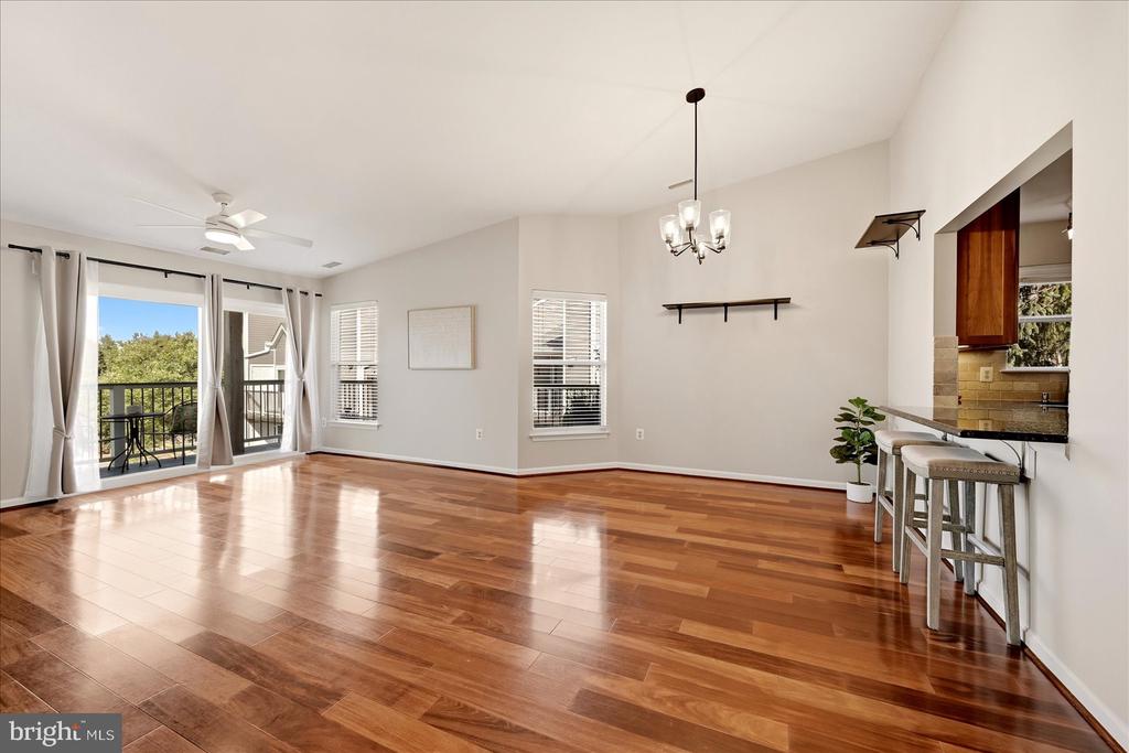 44118 NATALIE TERRACE Unit: 302
