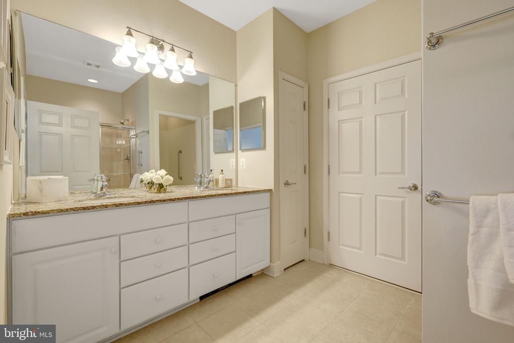 44426 SUNSET MAPLE DRIVE