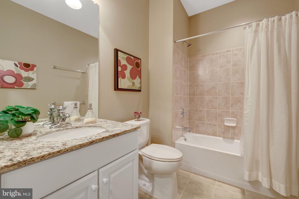 44426 SUNSET MAPLE DRIVE
