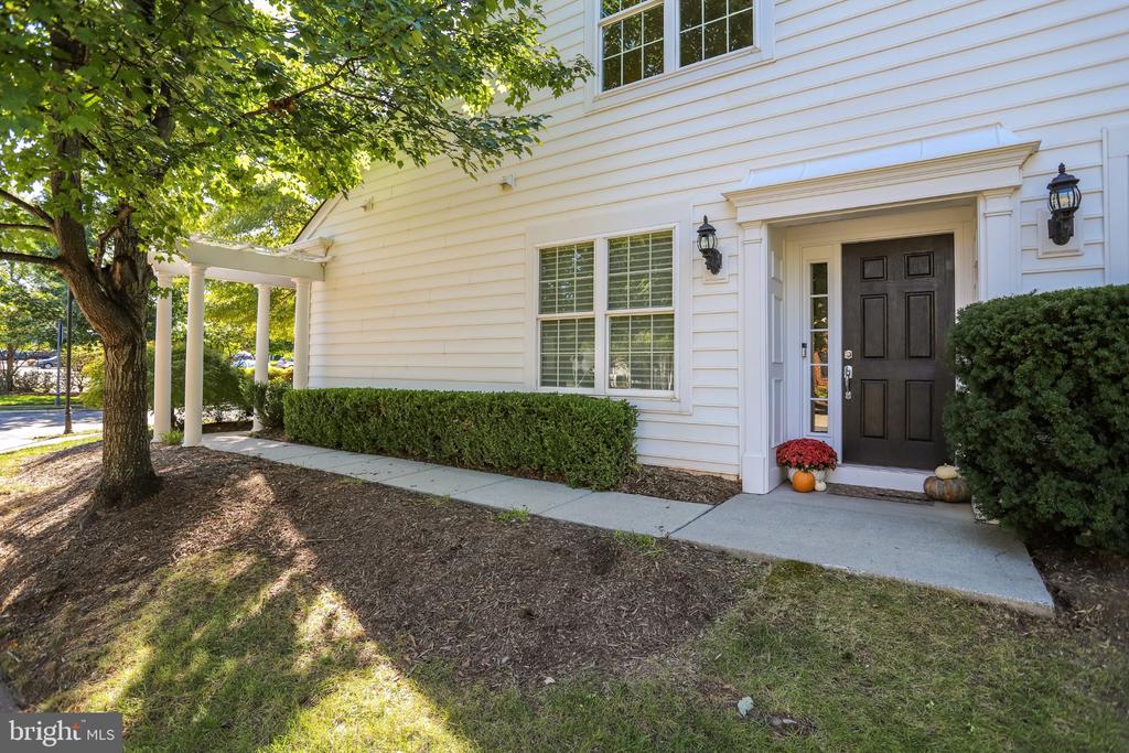 44426 SUNSET MAPLE DRIVE