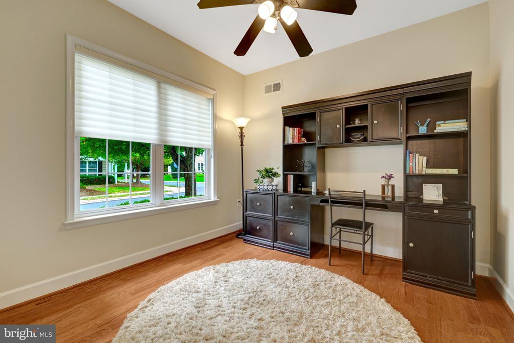 44426 SUNSET MAPLE DRIVE