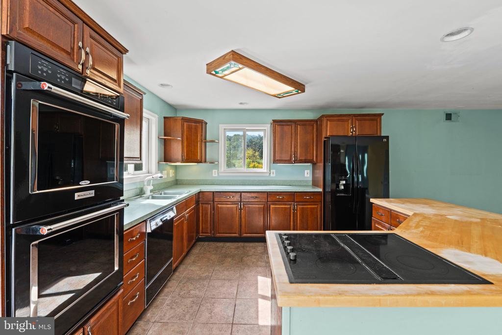 17400 TRANQUILITY ROAD