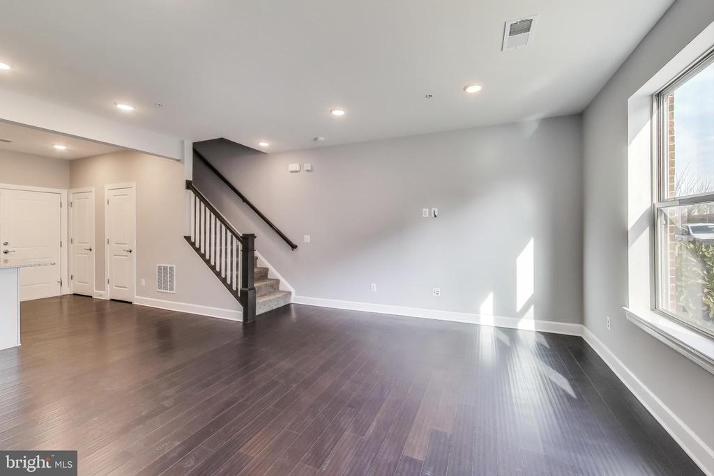 10473 RATCLIFFE TRAIL