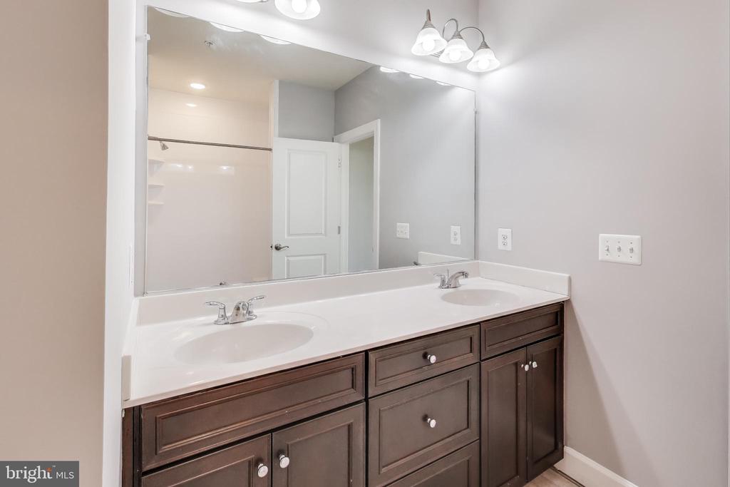 10473 RATCLIFFE TRAIL