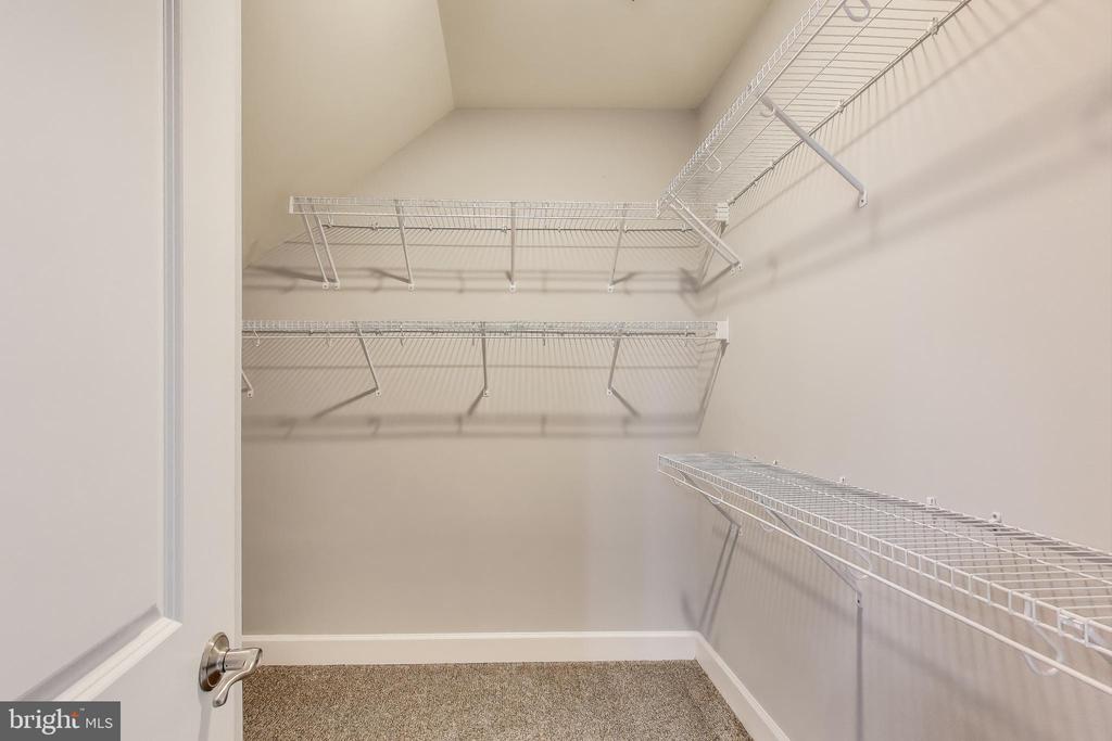 10473 RATCLIFFE TRAIL