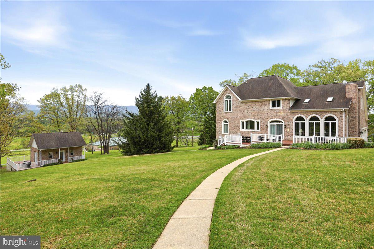 50 COTTAGE DRIVE