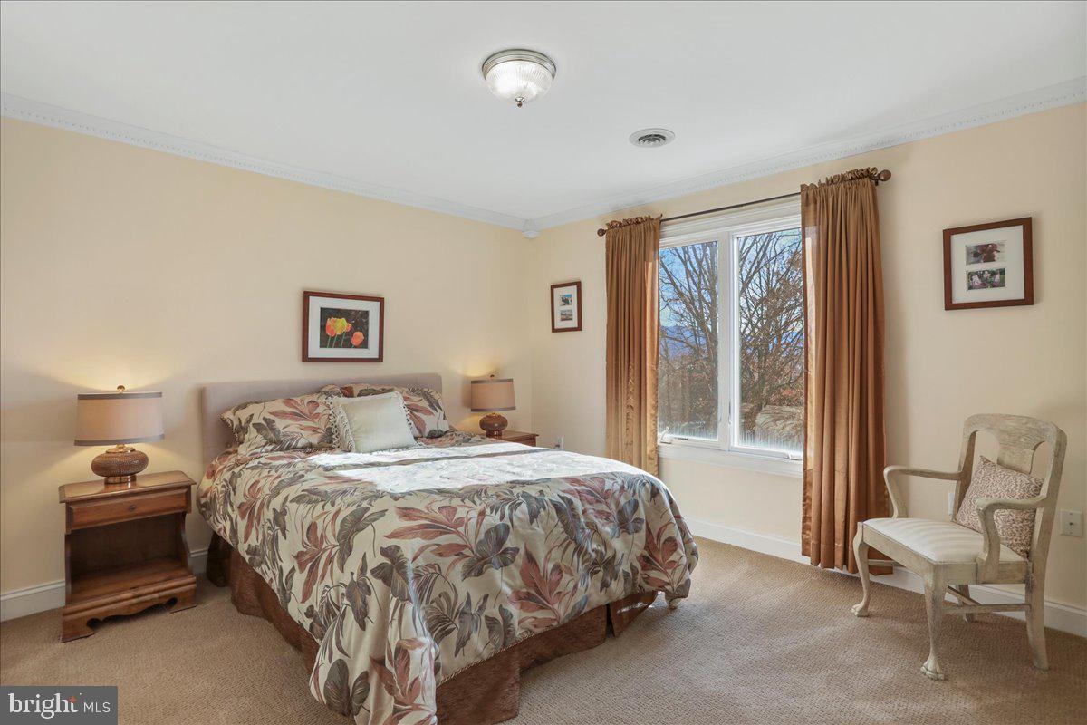 50 COTTAGE DRIVE