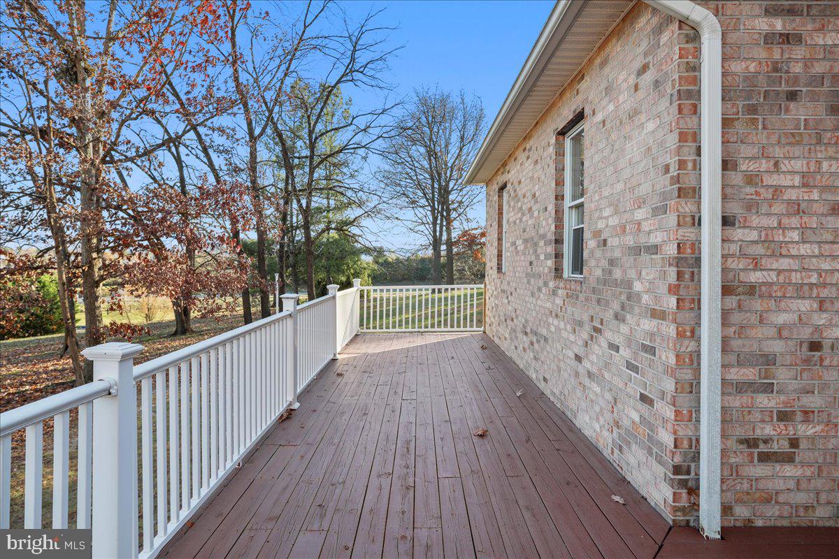 50 COTTAGE DRIVE