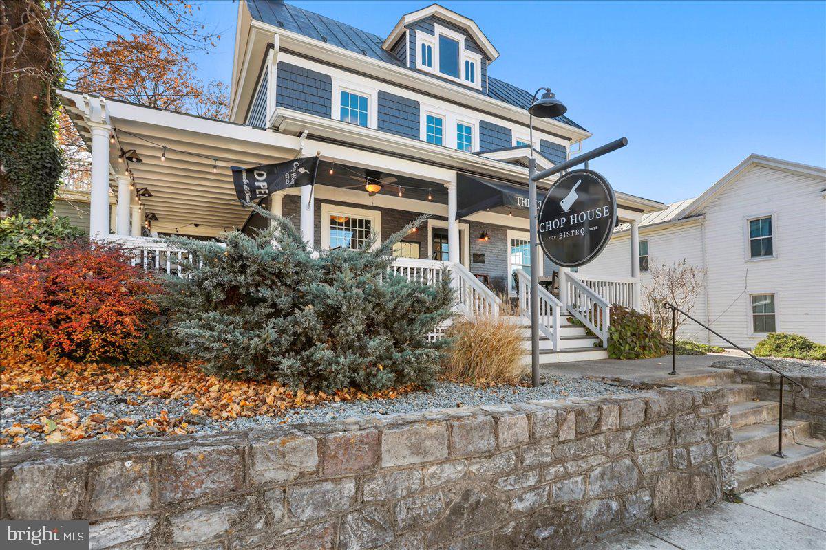 50 COTTAGE DRIVE