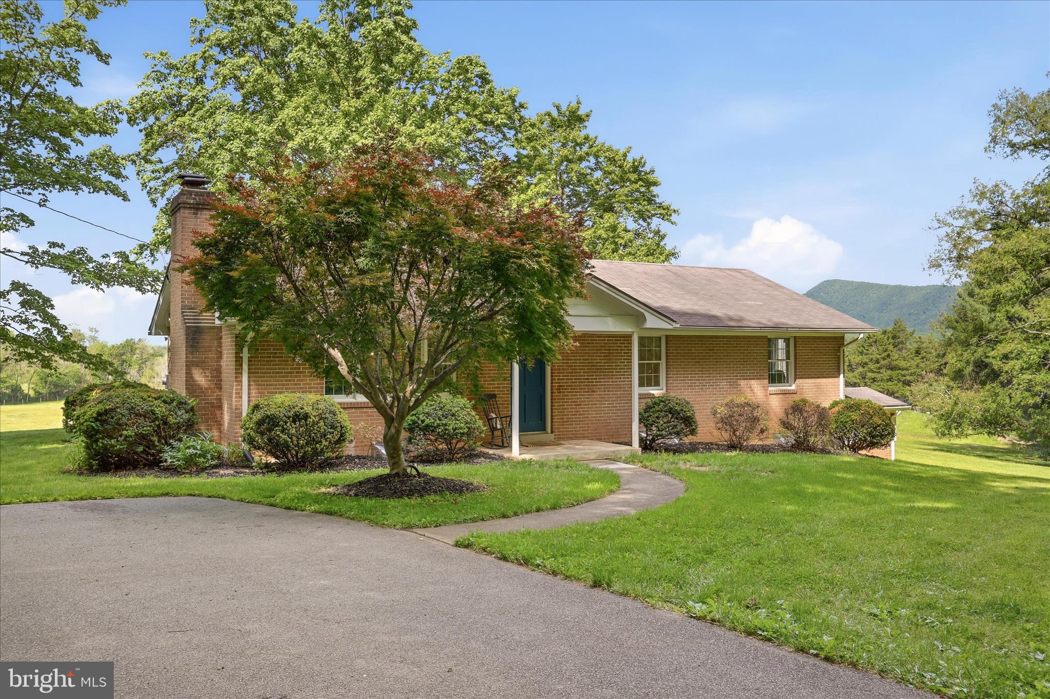 338 SPRINGFIELD ESTATES DRIVE