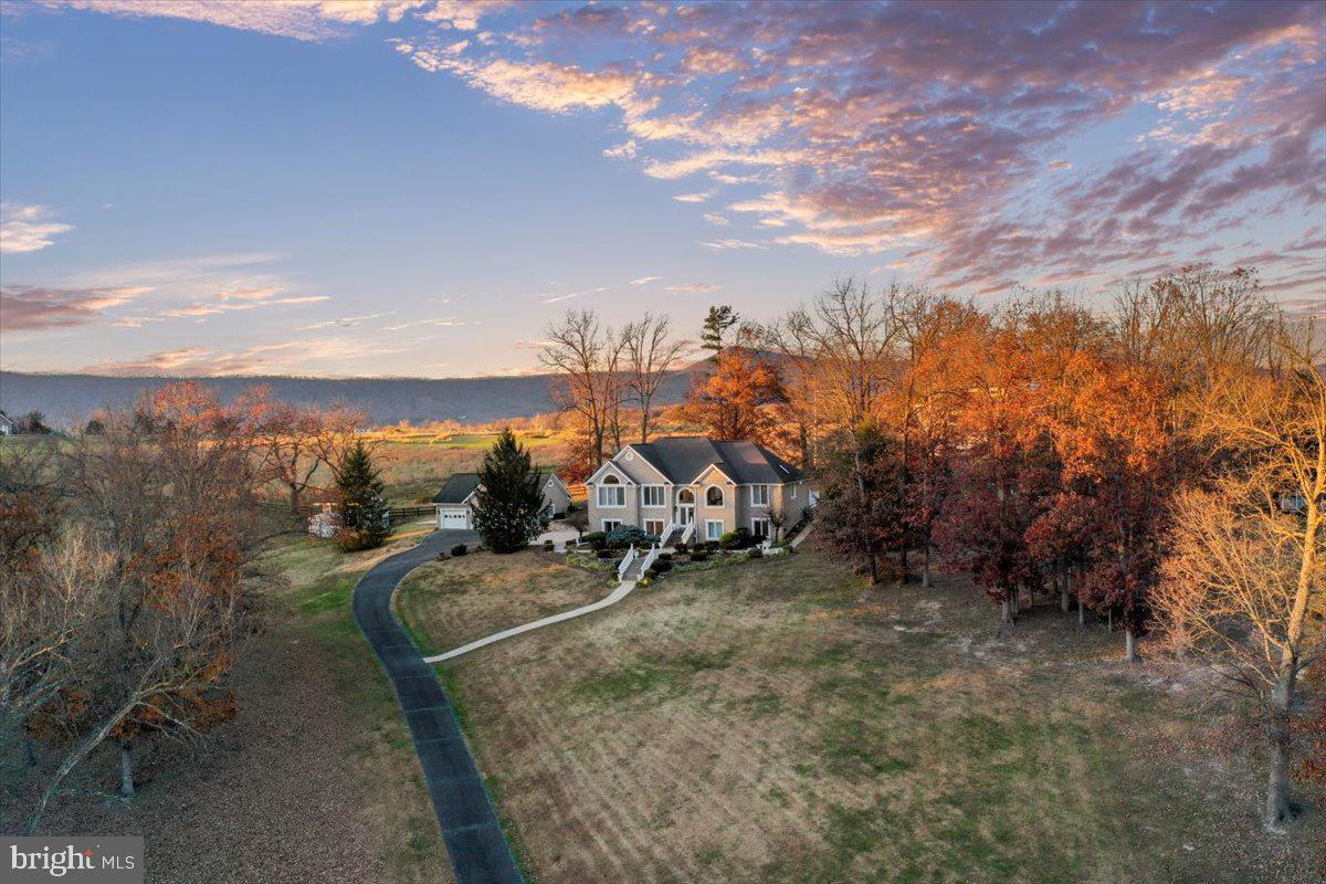 100 COTTAGE DRIVE