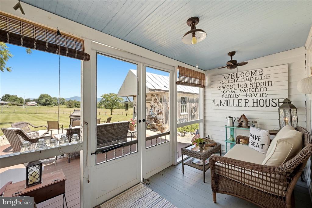 625 RIVERBEND ROAD