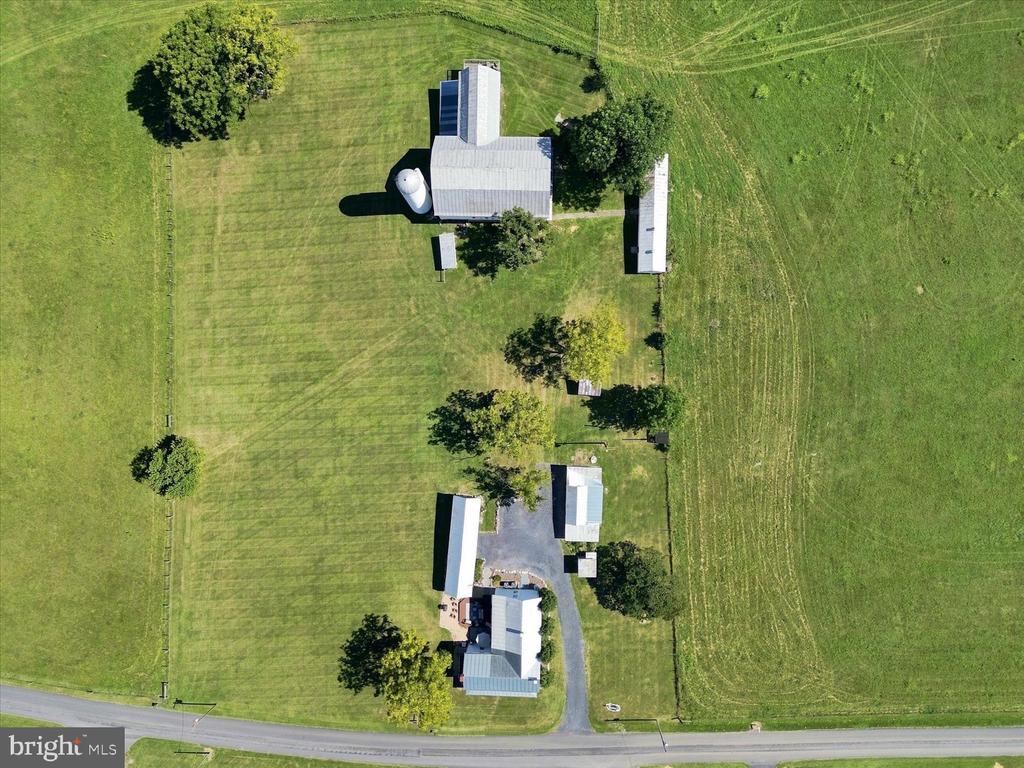 625 RIVERBEND ROAD