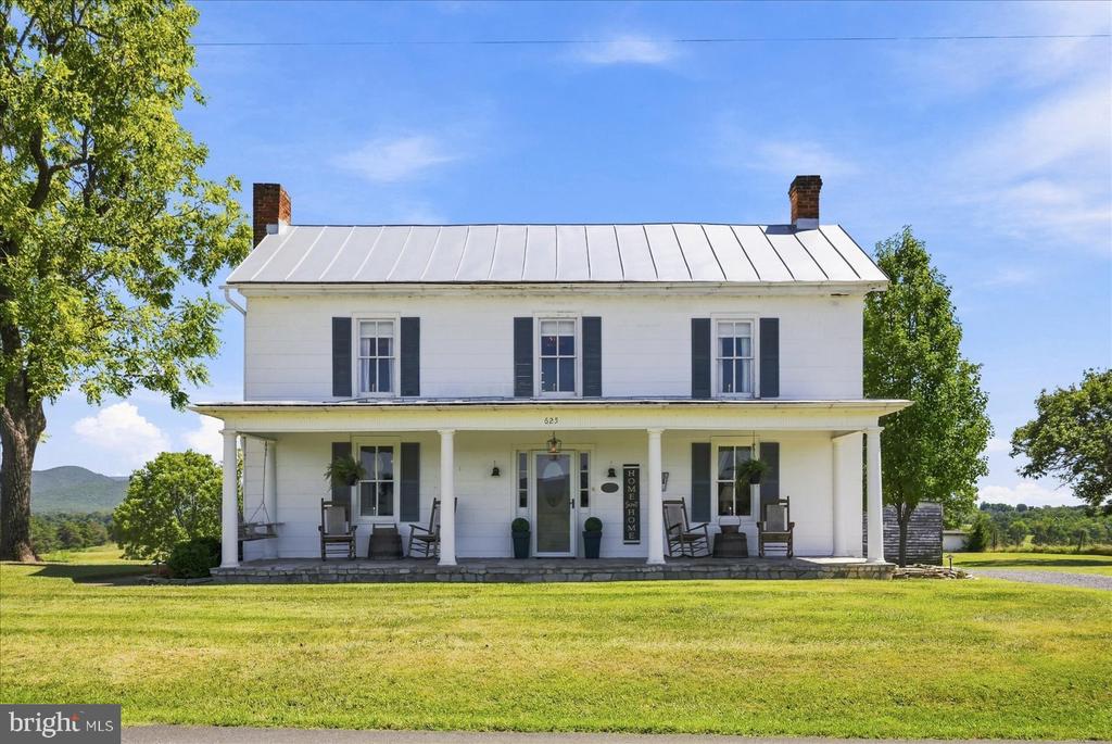 625 RIVERBEND ROAD