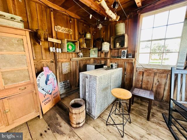 625 RIVERBEND ROAD