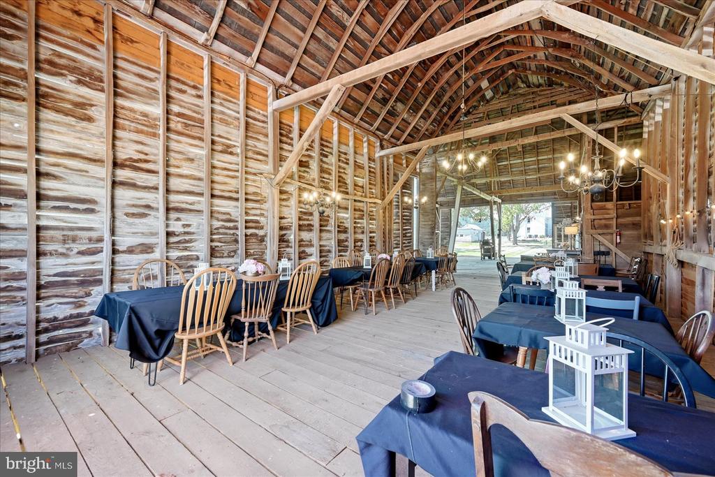 625 RIVERBEND ROAD
