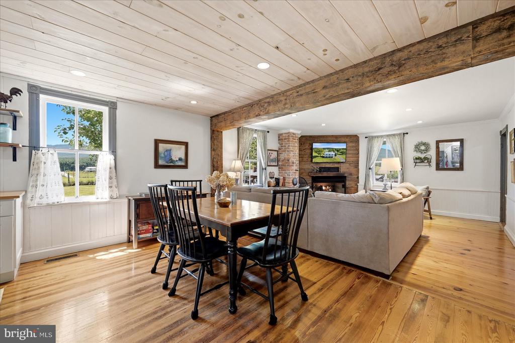 625 RIVERBEND ROAD