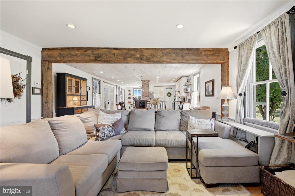 625 RIVERBEND ROAD
