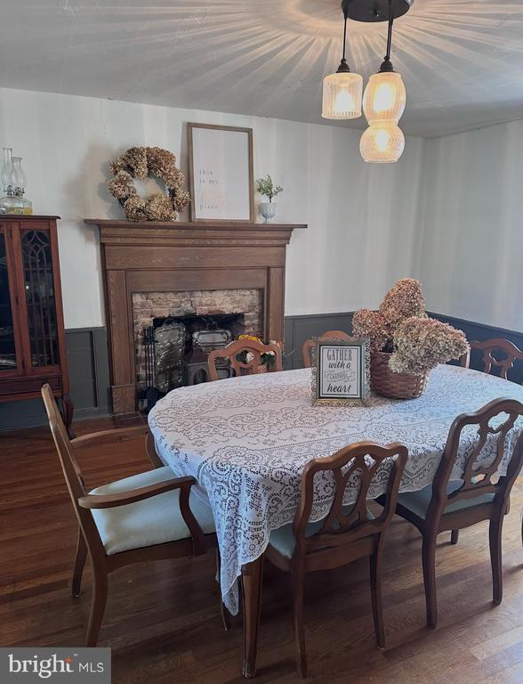 625 RIVERBEND ROAD
