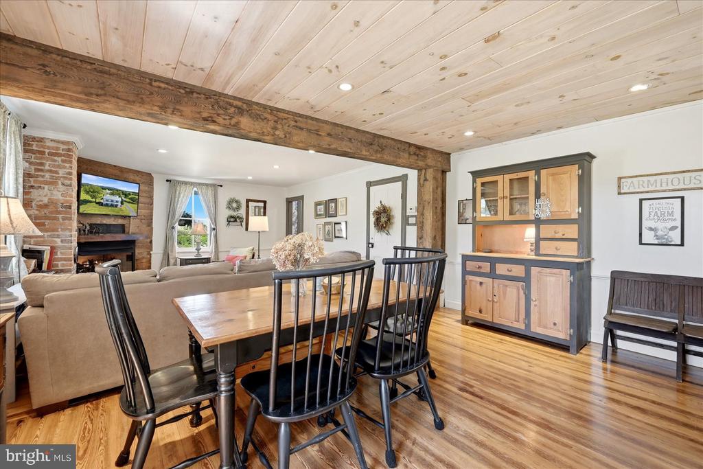 625 RIVERBEND ROAD