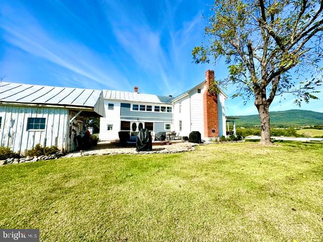 625 RIVERBEND ROAD