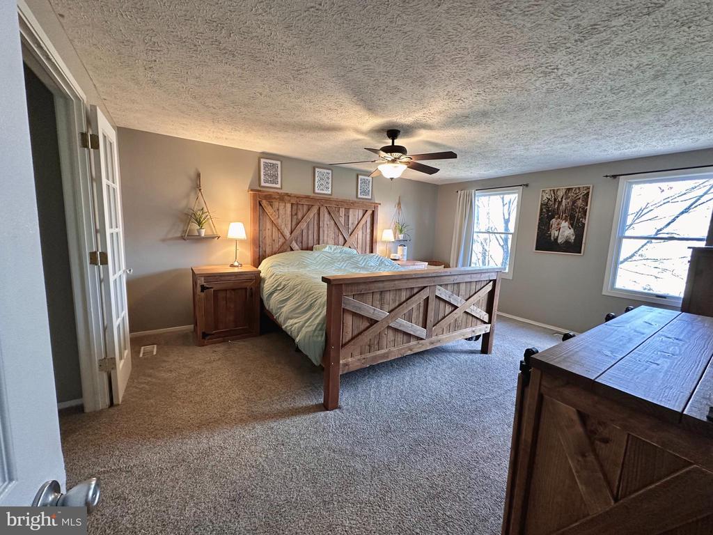 15518 LAUREL RIDGE ROAD