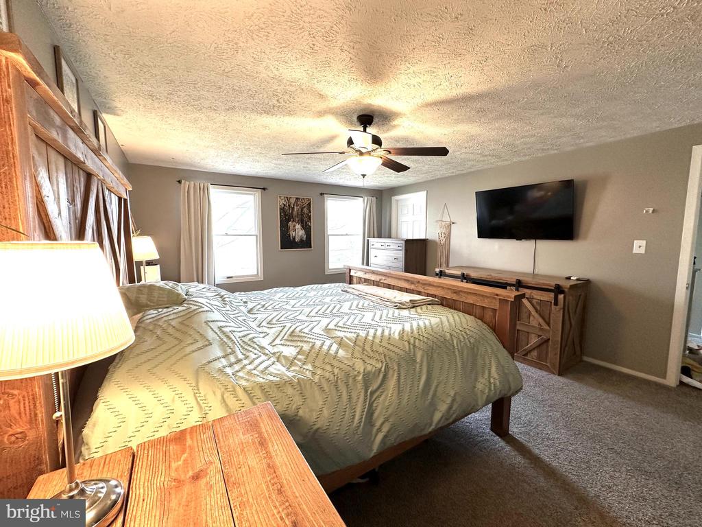 15518 LAUREL RIDGE ROAD