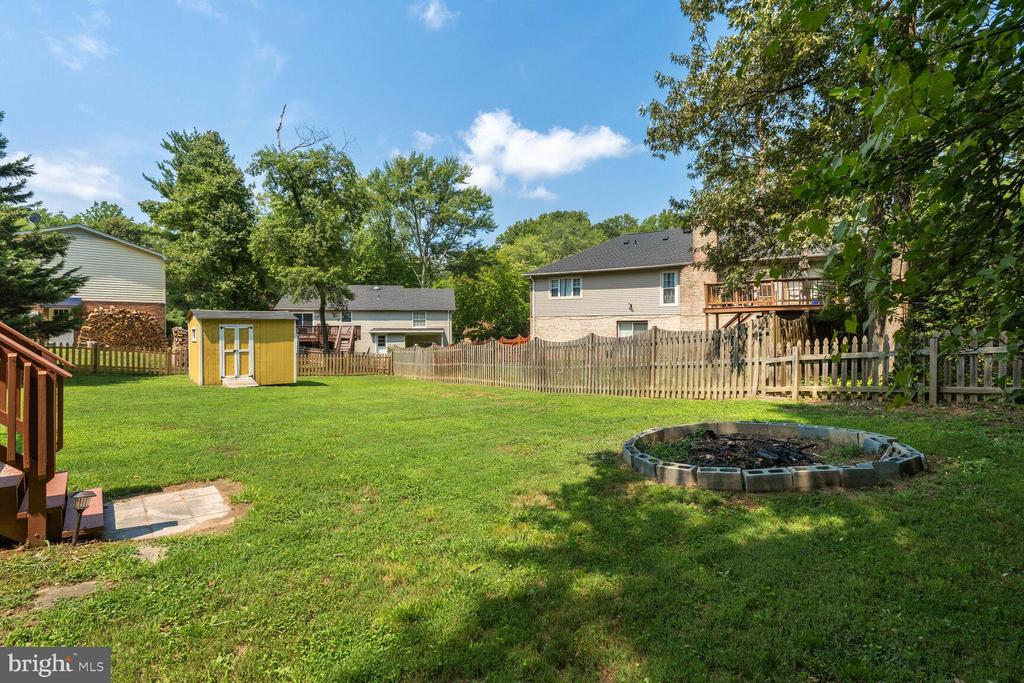 16204 EDGEWOOD DRIVE