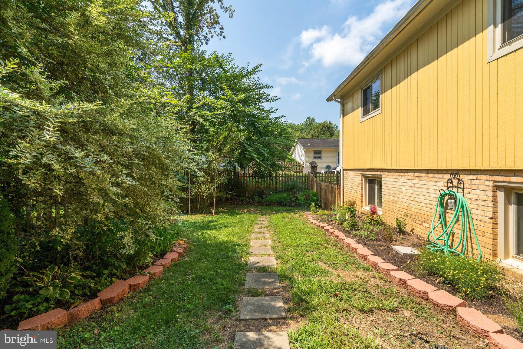 16204 EDGEWOOD DRIVE