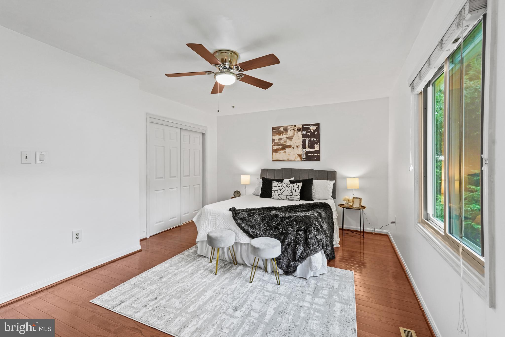 16204 EDGEWOOD DRIVE