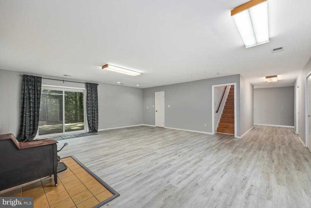 12053 KAHNS ROAD
