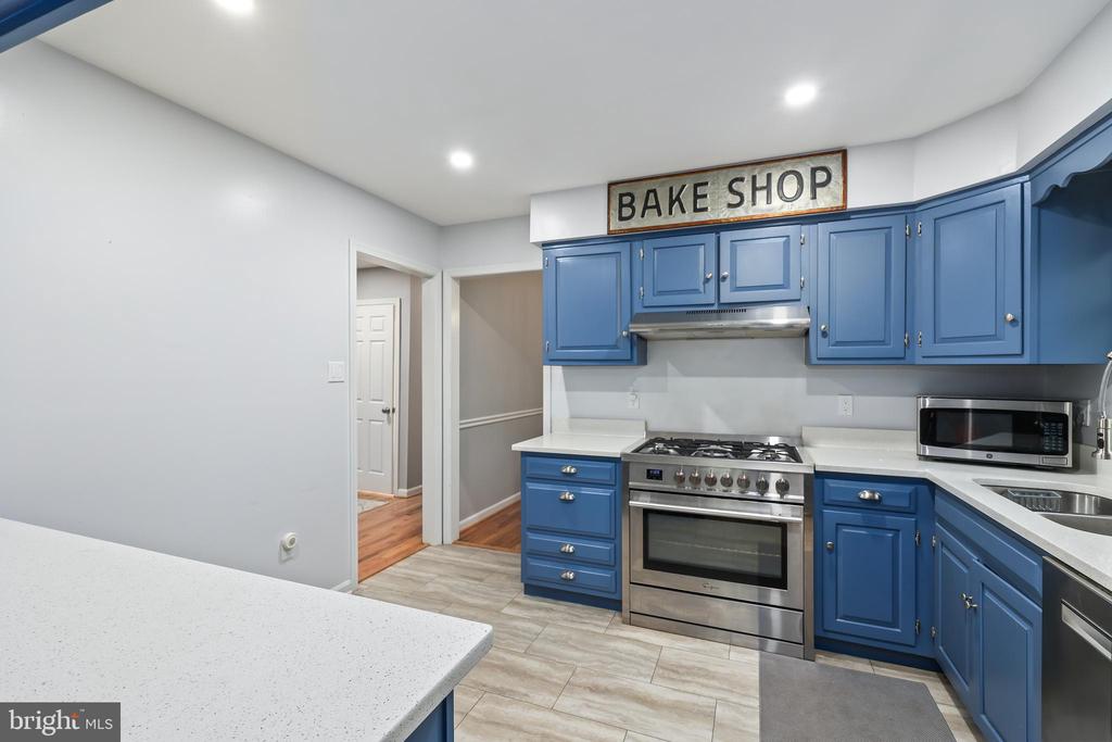 12053 KAHNS ROAD