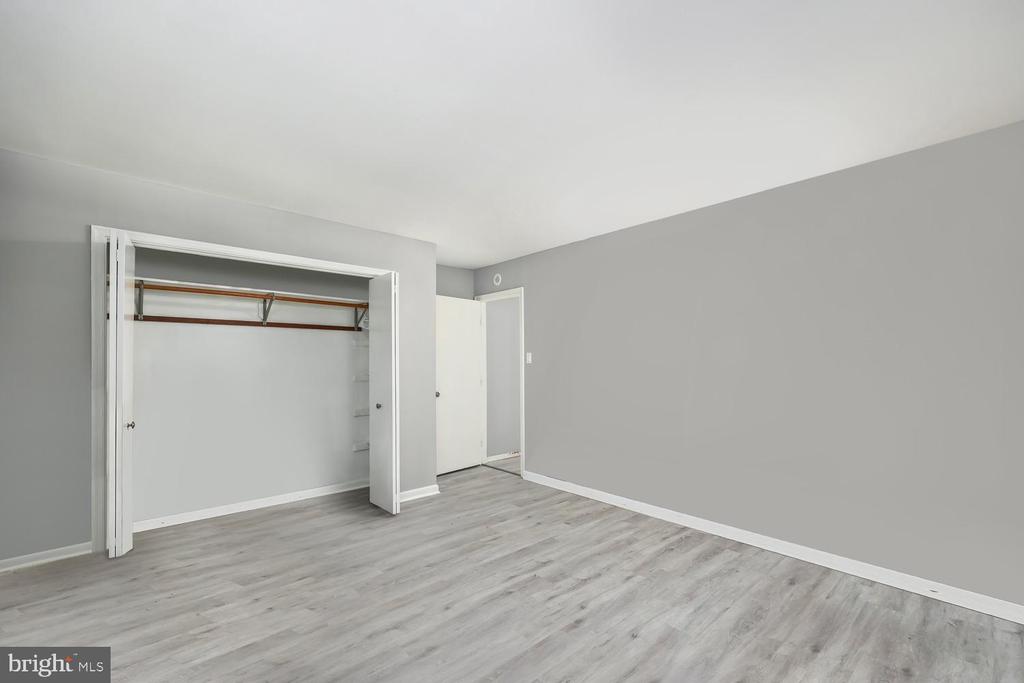 12053 KAHNS ROAD
