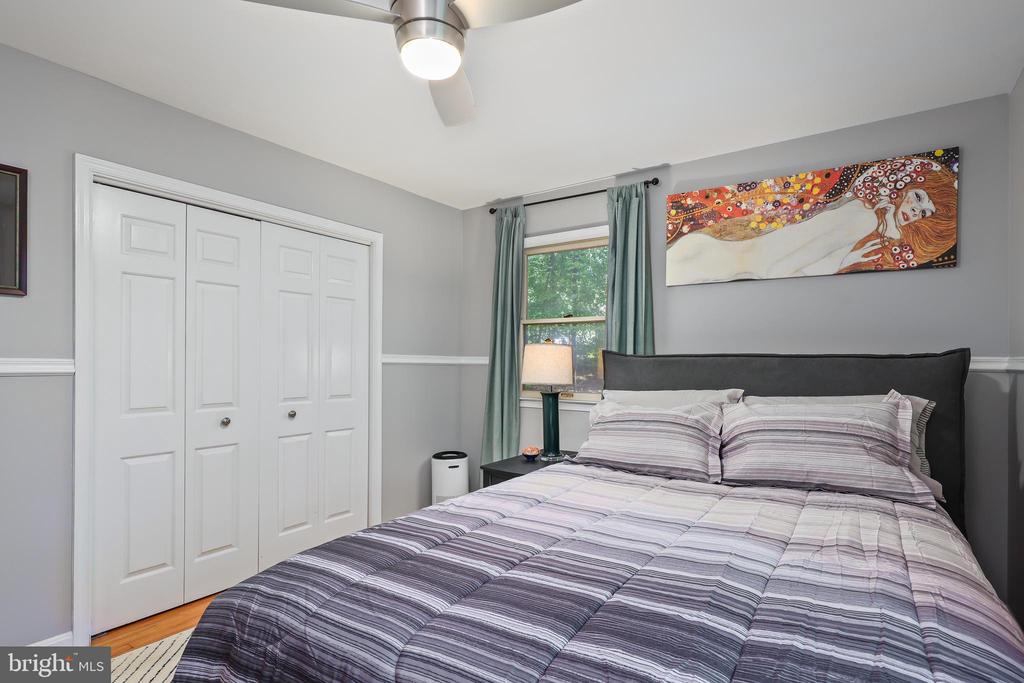 12053 KAHNS ROAD