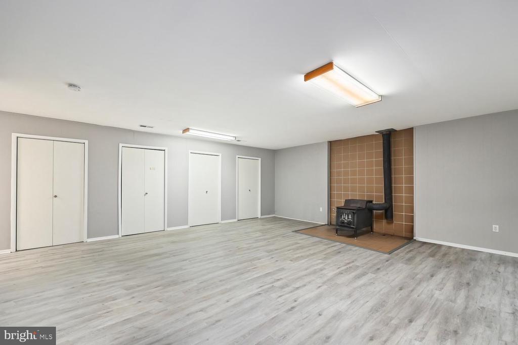 12053 KAHNS ROAD